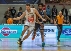 Medipolis SC Jena Duesseldorf 23122023 06